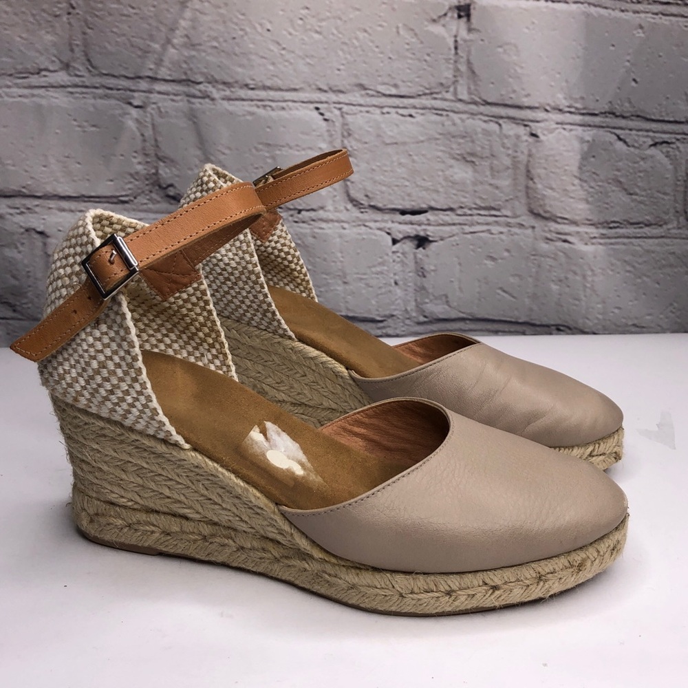 Maypol Tan Wedges